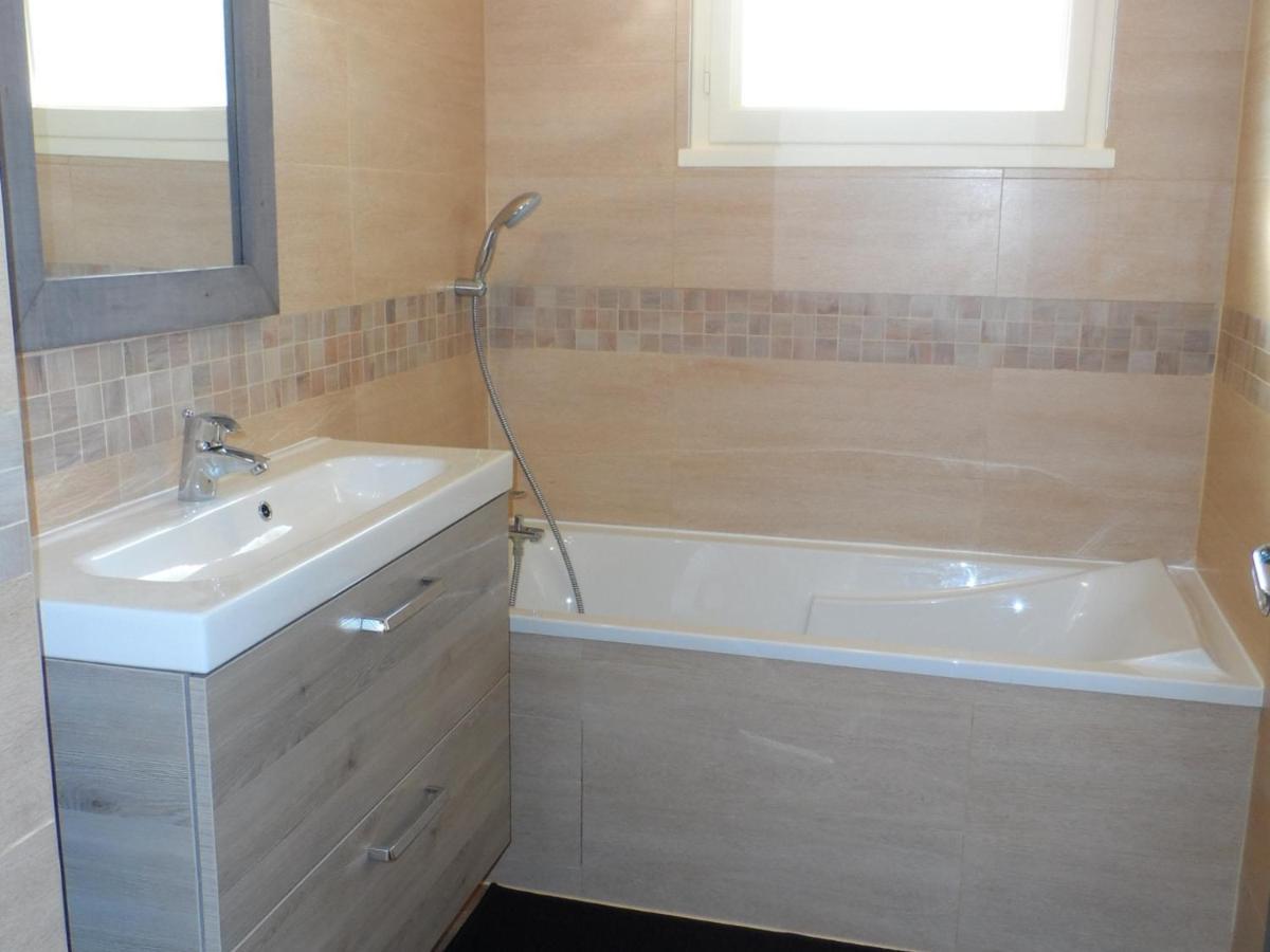 Appartement Confortable 2P Proche Plage Avec Parking Et Internet A Cabourg - Fr-1-487-302 Exterior photo